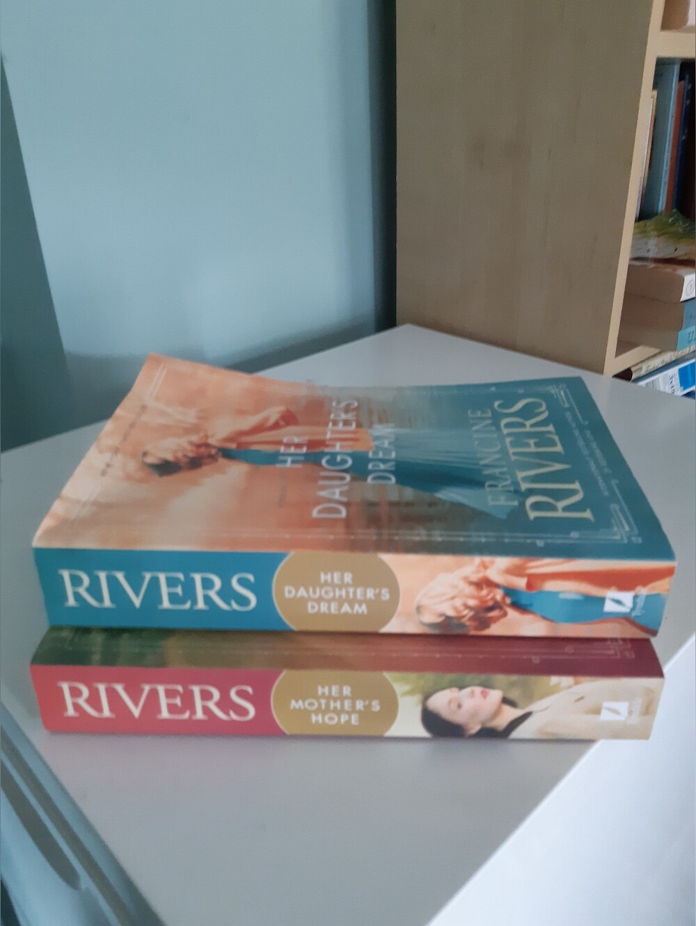 Francine Rivers Paperback Set Her Mother's Hope and Her Daughter's Dream